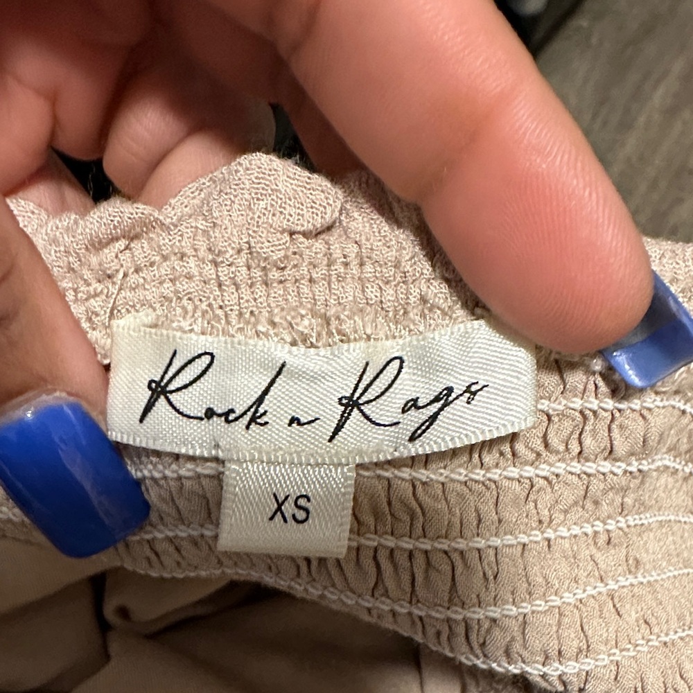 Rock n Rays Women’s XS Beige Smocked Shorts